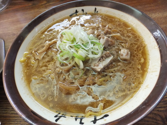 ローライダー　in　札幌　すみれ　味噌ラーメン　！！_c0226202_2238192.jpg