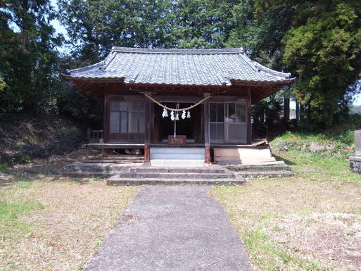 由布市庄内町  貴船神社_d0178738_1331066.jpg