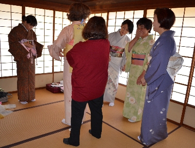 4/8(日)「春の着付け講習会」を開催しました!_c0110117_14253752.jpg