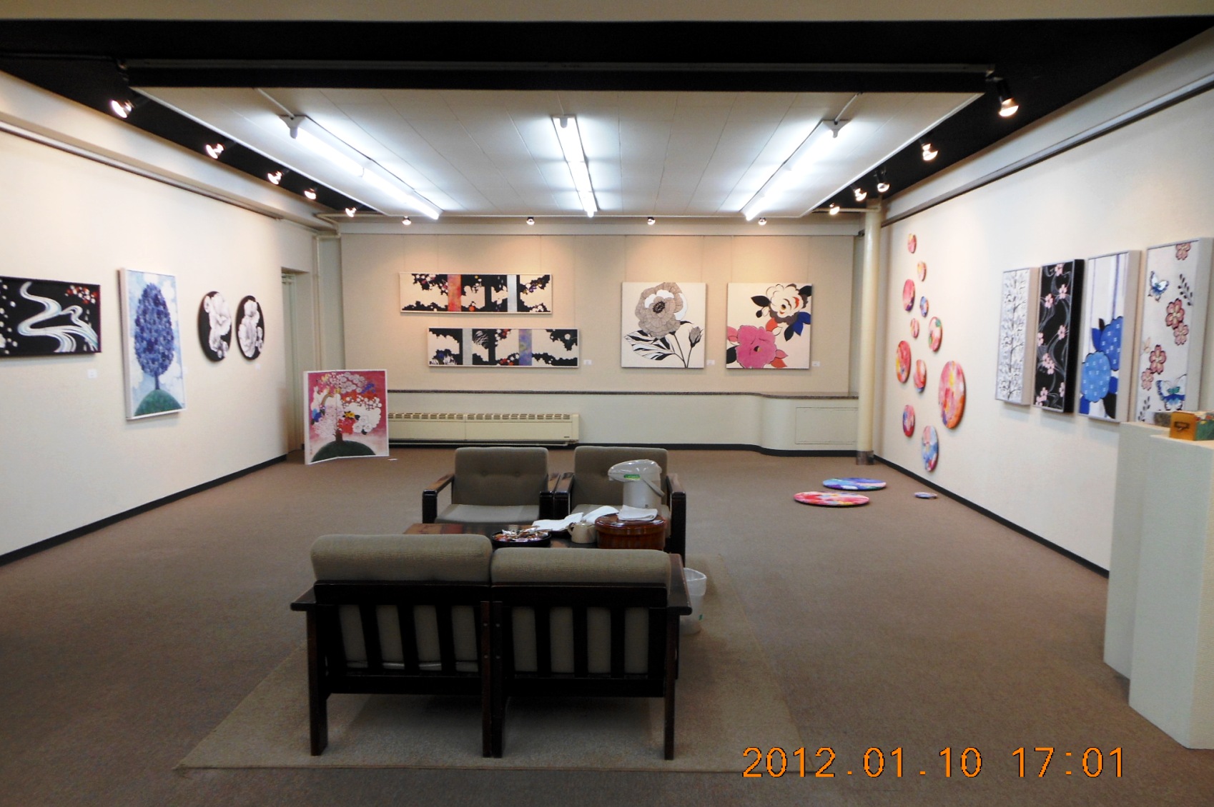 1705 池田さやか 内藤まゆ 日本画二人展 時計台 終了 1月9日 月 1月14日 土 栄通記 1705 池田さやか 内藤まゆ 日本画二人展 時計台 終了 1月9日 月 1月14日 土 栄通記