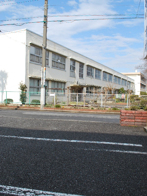 埼玉県上尾市立中央小学校(建築家・関根要太郎作品研究)_f0142606_1517239.jpg
