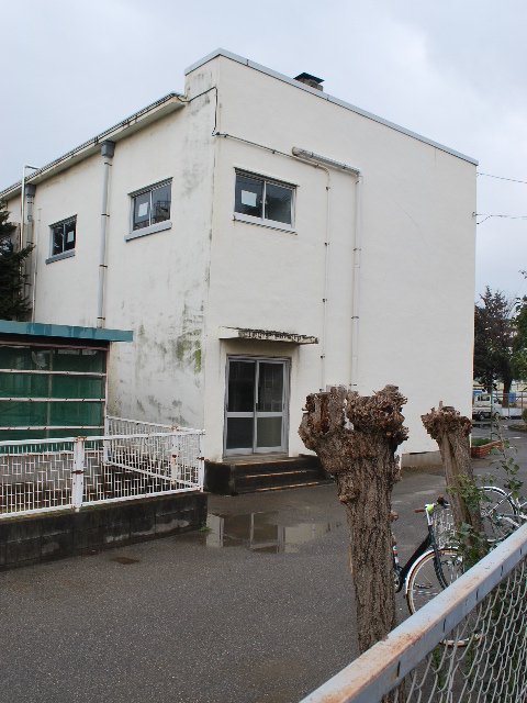 埼玉県上尾市立中央小学校(建築家・関根要太郎作品研究)_f0142606_15194529.jpg