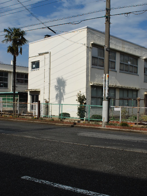 埼玉県上尾市立中央小学校(建築家・関根要太郎作品研究)_f0142606_15343218.jpg