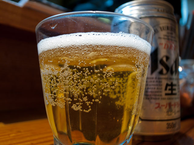 まる麺堂(○麺堂) 2012年 辛まる 缶ビールにキャベチャー温_a0016730_163348100.jpg