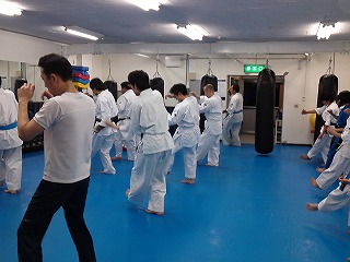 武山道場 今日の練習報告_d0084118_0463529.jpg