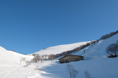 2012年4月15日　月山・姥ヶ岳（姥沢～山頂～石跳川）_c0116856_18271035.jpg