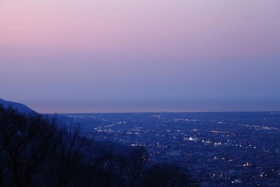 藻岩山　夕暮れ_f0167379_19465110.jpg