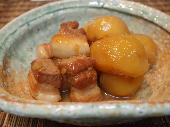 豚バラと新じゃがの煮物_a0258686_20422523.jpg
