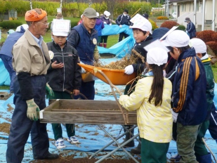 平成23年度「森と水のシンフォニー環境基金」活動報告~小川小学校編_b0206037_133396.jpg