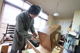 オルガンを分解 _d0179447_3475052.jpg