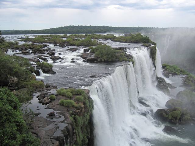 アルゼンチン旅行①～イグアスの滝～_b0168151_525821.jpg