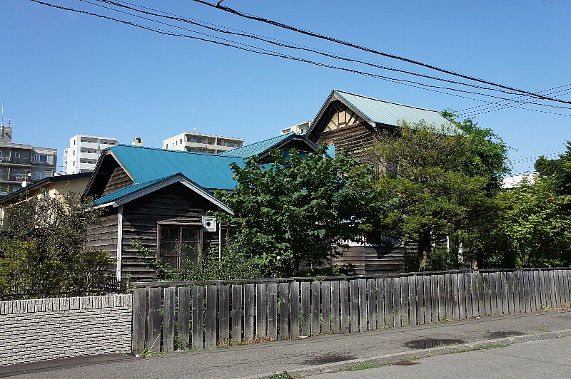 レトロな建物を訪ねて