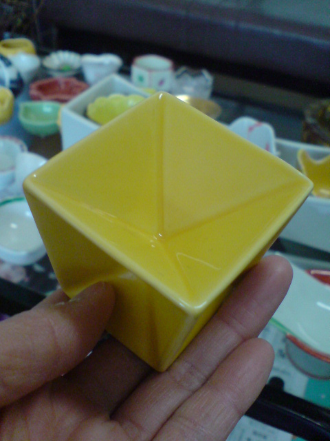 有田焼の器。_d0182179_20551216.jpg