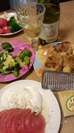 今日は・・・お家でカンタン〝チーズ料理〟_a0254125_21224076.jpg