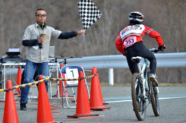 兵庫県たつの市の菖蒲谷でXCOレース観戦してきた_a0115667_2223424.jpg