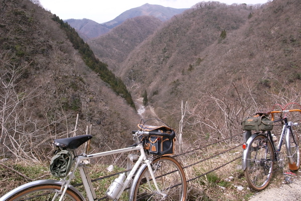 ３クラブ合同ラン 杉坂峠、霊山周回_f0124378_1920373.jpg