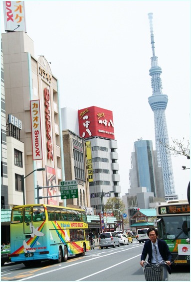 東京のカフェ　さぼうる_e0081525_7252588.jpg