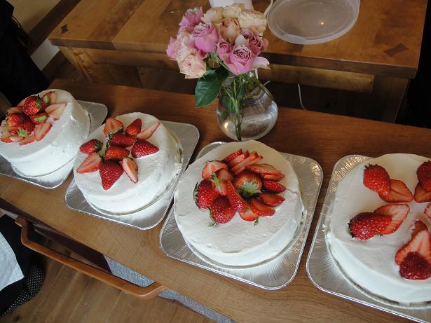 明日のケーキ♪_e0170128_16171228.jpg