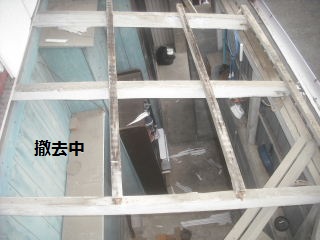 修理工事 ポリカ波板 他_f0031037_2194391.jpg