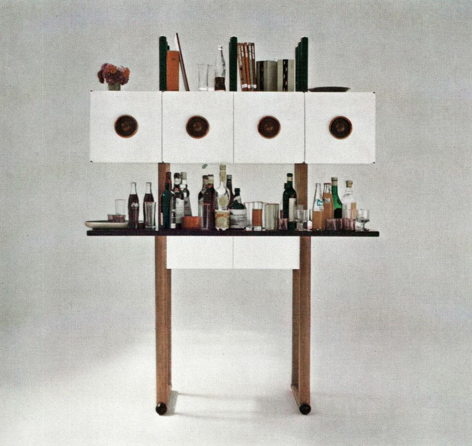 Ettore Sottsass _e0179927_7323494.jpg