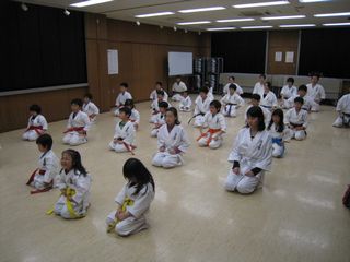 手稲教室 空手楽しんでます!_c0118332_22103089.jpg