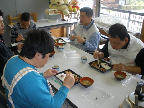 腹へった??一日の楽しみ_f0065444_14521416.jpg