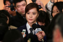 Answer〜警視庁検証捜査官「緊急謝罪!!4万3千人の警察官を敵にした女」_e0080345_815395.jpg