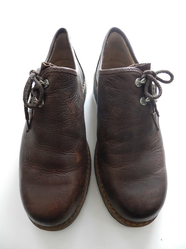tyrolean shoes!_f0226051_1252447.jpg