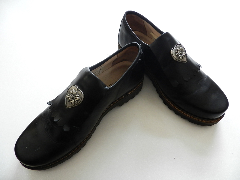 tyrolean shoes!_f0226051_1257048.jpg