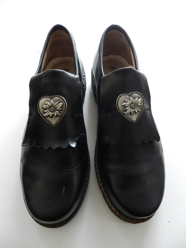 tyrolean shoes!_f0226051_12572228.jpg