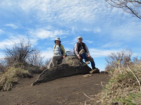 大戸ノ口峠から登る阿蘇根子岳とオキナグサ　2012・4・15_a0166196_1551293.jpg