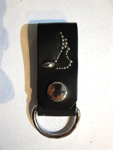 再入荷のお知らせ【RISK×MODERN PIRATES ♪STUDS KEY HOLDER】_a0097901_1762451.jpg