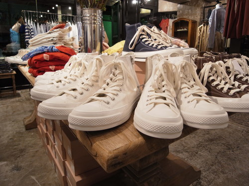 CONVERSE ADDICT_a0222424_1272621.jpg