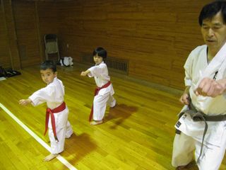 麻生道場 審査前最終稽古!_c0118332_22561980.jpg