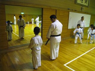 麻生道場 審査前最終稽古!_c0118332_2257848.jpg