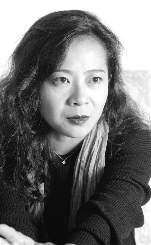 女作家 鷺沢萠 首吊り自殺 35歳 世の中喜怒哀楽 女作家 鷺沢萠 首吊り自殺 35歳 世の中喜怒哀楽