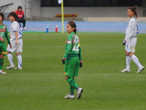 日テレ・ベレーザvsASエルフェン狭山FC@駒沢オリンピック公園陸上競技場（観戦）_b0000829_210422.jpg