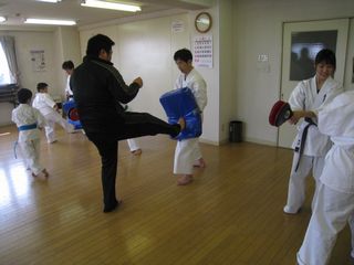 日曜は空手! 新川教室親子空手 新琴似教室審査会_c0118332_15414527.jpg