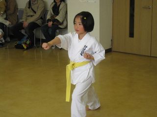 日曜は空手! 新川教室親子空手 新琴似教室審査会_c0118332_1546732.jpg