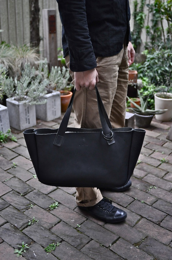 boat tote + black_b0172633_2002625.jpg