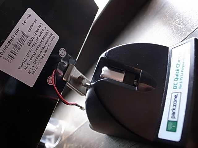 自作1セルリチウムポリマー電池用ソーラーチャージャー 長っ_d0067943_1243748.jpg