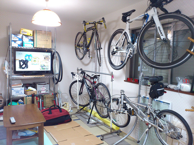 じてんしゃ部屋 Force Ten