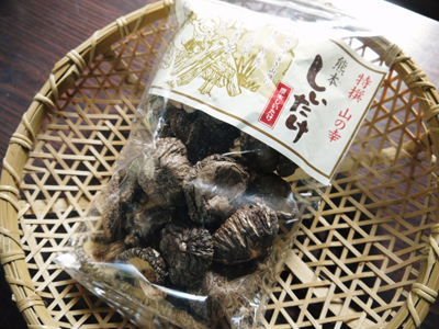 原木しいたけへのこだわり 小春農園_a0254656_13304615.jpg