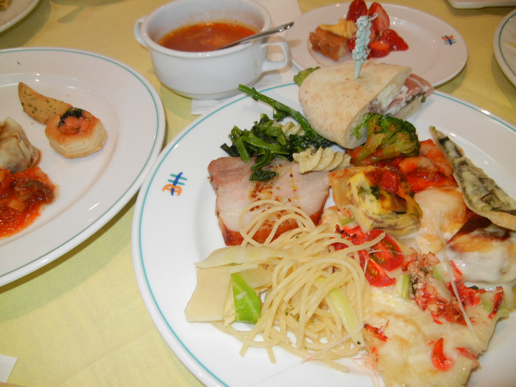 2012年4月22日(日)ブルーベリーHでビュフェランチ!_f0060461_16033.jpg