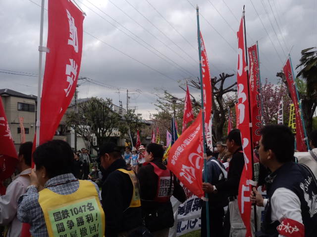 4・21尼崎闘争に全国から380人が結集!_d0155415_1922359.jpg