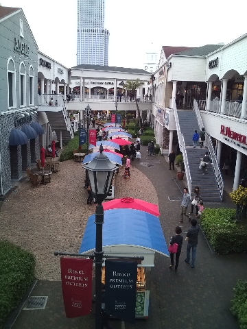 雨降りの日曜日_c0113733_114037.jpg