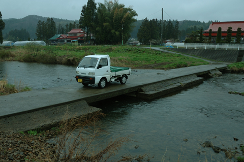 ローダウンなコンクリ橋_c0235245_013449.jpg