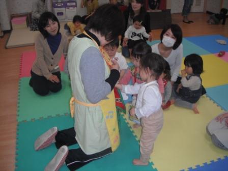 2012.4.20 4月のお誕生日会_f0142009_13521626.jpg