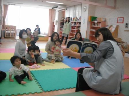 2012.4.20 4月のお誕生日会_f0142009_13524083.jpg