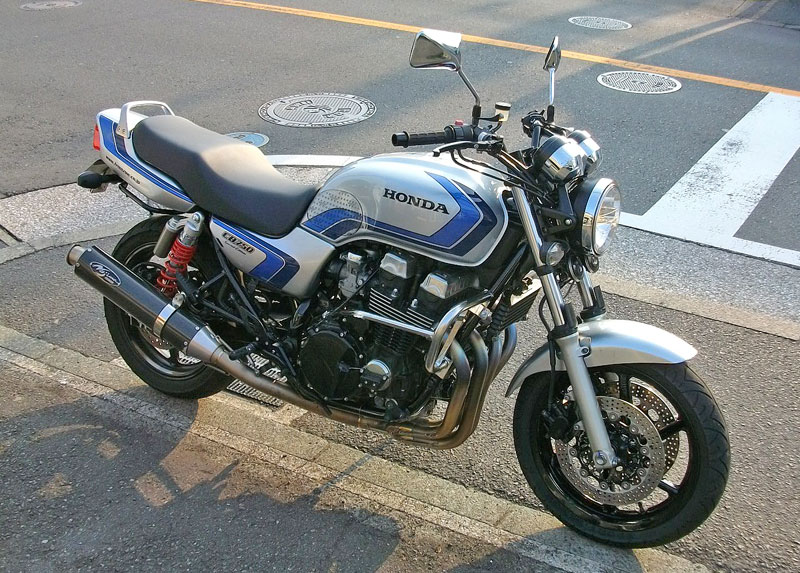 CB750(RC42) フロントホイールのサイズ変更!(part2 CB750(RC42) フロントホイールのサイズ変更!(part2